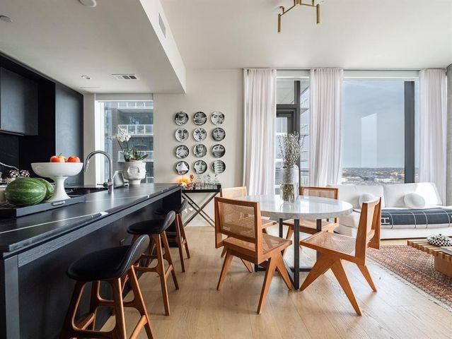 44 East Ave 2207, Austin, TX 78701