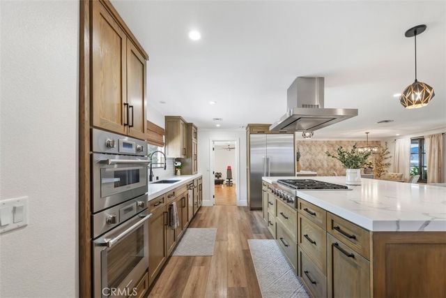 554 Calle Jazmin, Thousand Oaks, CA 91360