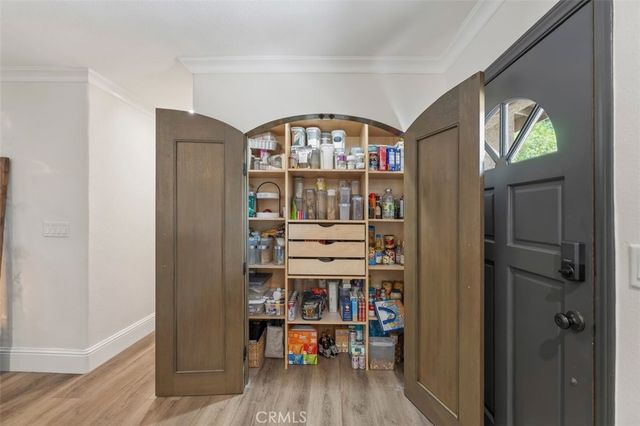 554 Calle Jazmin, Thousand Oaks, CA 91360