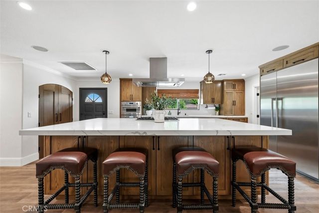 554 Calle Jazmin, Thousand Oaks, CA 91360