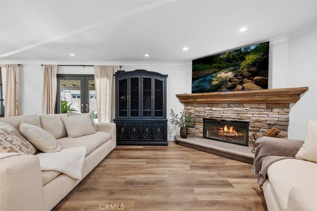 554 Calle Jazmin, Thousand Oaks, CA 91360