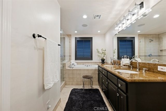 554 Calle Jazmin, Thousand Oaks, CA 91360