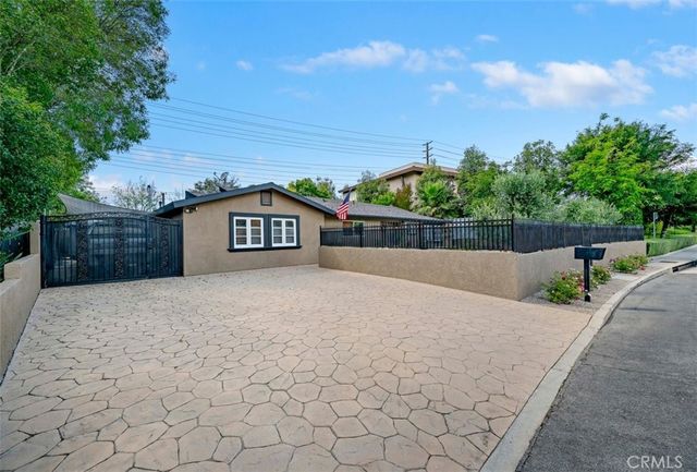 554 Calle Jazmin, Thousand Oaks, CA 91360
