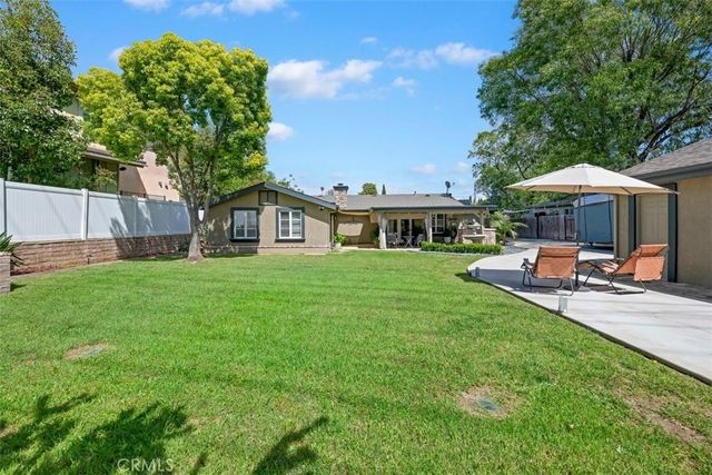 554 Calle Jazmin, Thousand Oaks, CA 91360