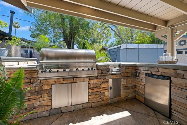 554 Calle Jazmin, Thousand Oaks, CA 91360