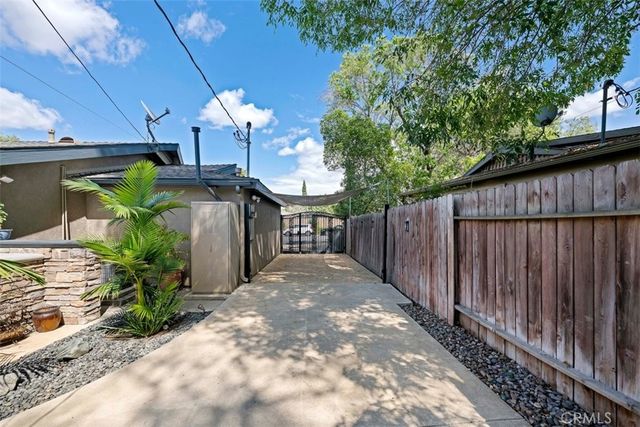 554 Calle Jazmin, Thousand Oaks, CA 91360