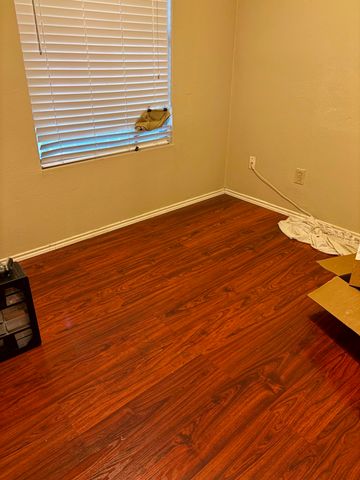 4435 Mercer Street, Grand Prairie, TX 75052