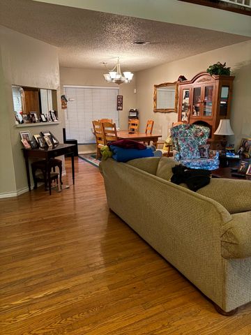 4435 Mercer Street, Grand Prairie, TX 75052