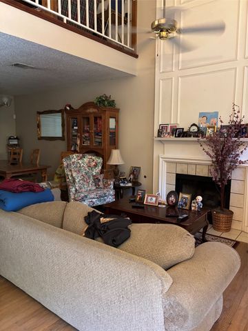 4435 Mercer Street, Grand Prairie, TX 75052