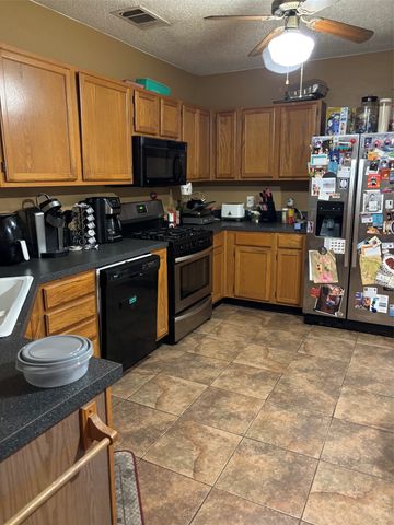 4435 Mercer Street, Grand Prairie, TX 75052