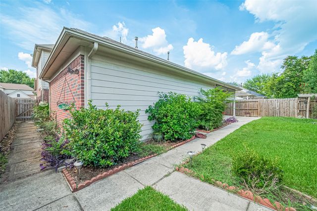 19023 Youpon Hill Court, Houston, TX 77084