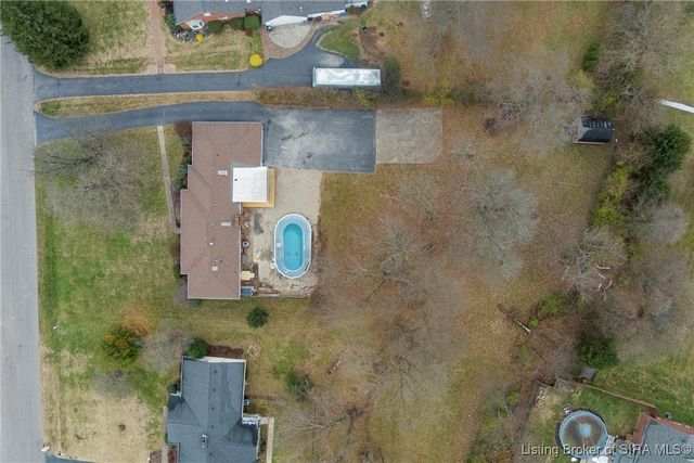 740 S Forrest Drive, Sellersburg, IN 47172