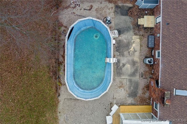 740 S Forrest Drive, Sellersburg, IN 47172