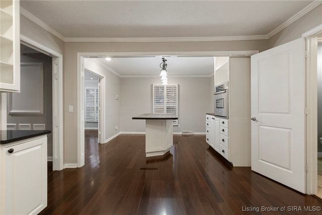 740 S Forrest Drive, Sellersburg, IN 47172