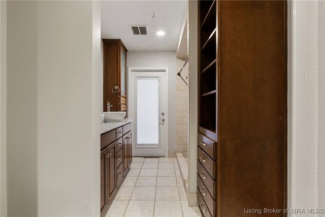 740 S Forrest Drive, Sellersburg, IN 47172