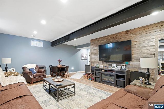 173 Point Breeze Drive, West Milford, NJ 07421