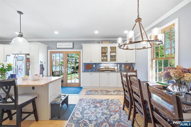 173 Point Breeze Drive, West Milford, NJ 07421