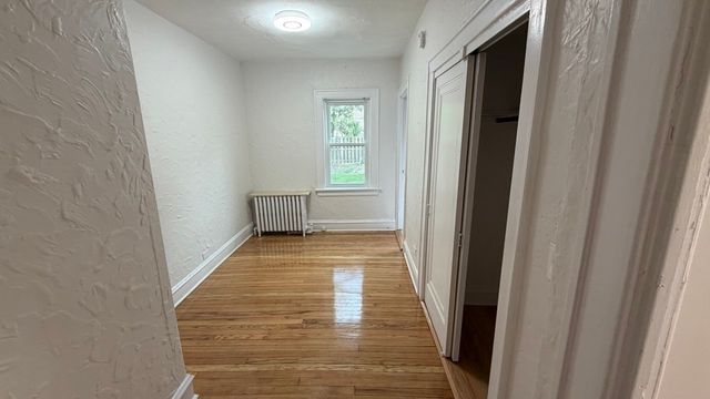 1155 Saint Johns Avenue B, Highland Park, IL 60035