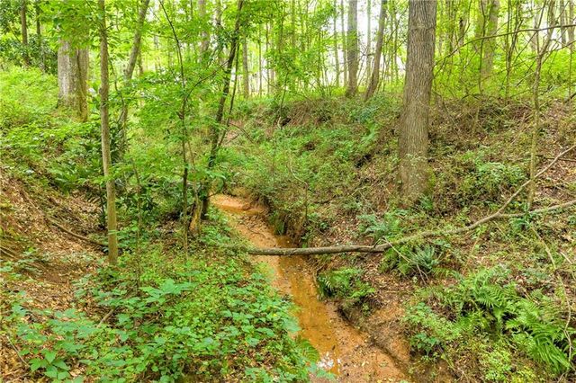 587 J B Owens Road, Bethlehem, GA 30620