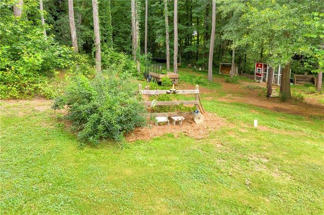 587 J B Owens Road, Bethlehem, GA 30620