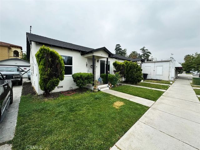 592 N La Cadena, Colton, CA 92324