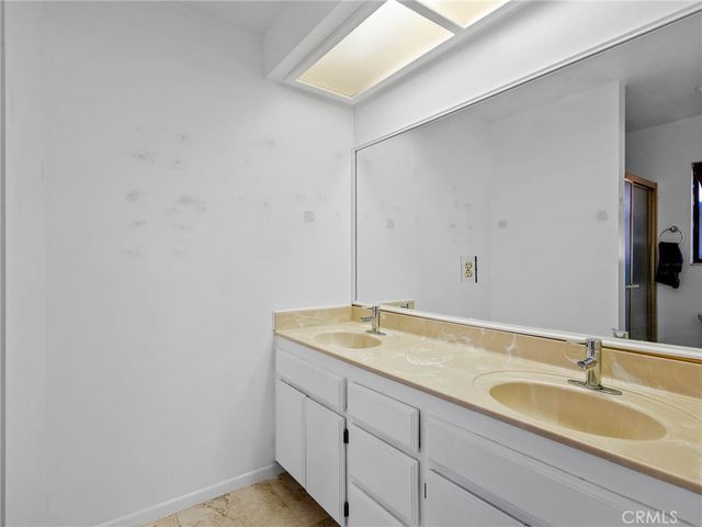 15163 Tournament Drive, Helendale, CA 92342