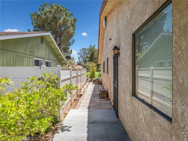 15163 Tournament Drive, Helendale, CA 92342