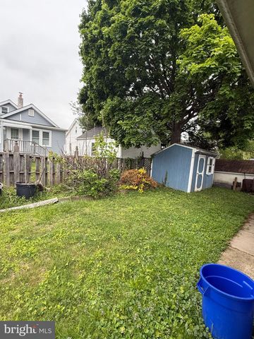 120 HILLCREST AVE, Morrisville, PA 19067