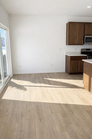 16517 W Golden Valley Lane, Lockport, IL 60441