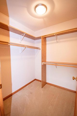 W197N17085 Stonewall DRIVE, Jackson, WI 53037