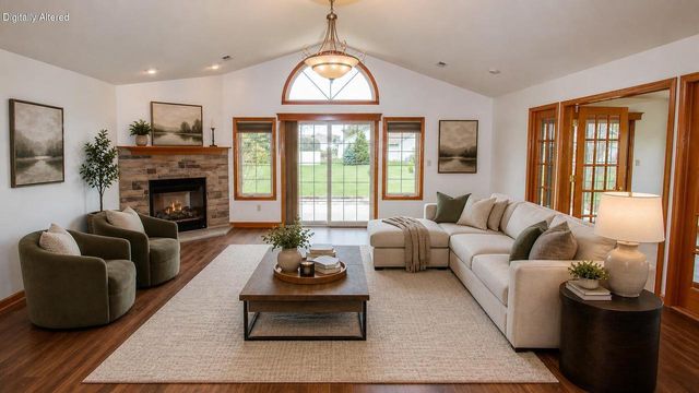 W197N17085 Stonewall DRIVE, Jackson, WI 53037