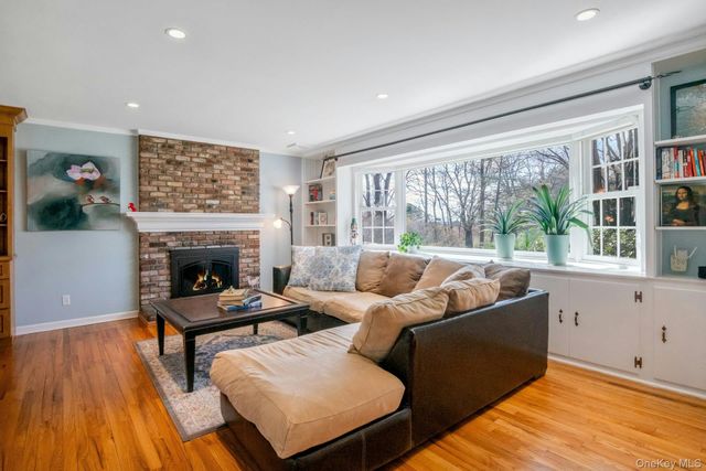 31 Orchard Road, Briarcliff Manor, NY 10510
