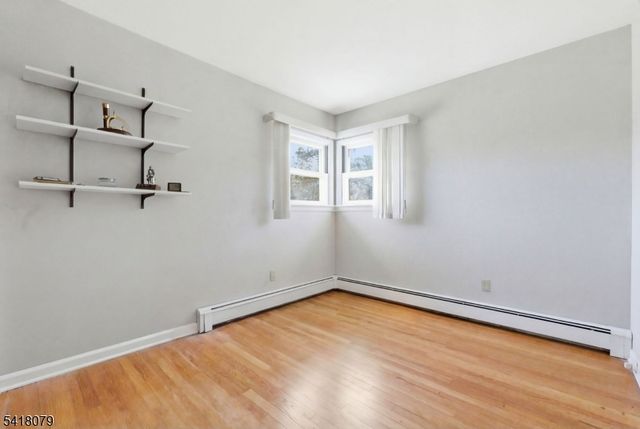 3 Manor Dr, Andover Twp., NJ 07860