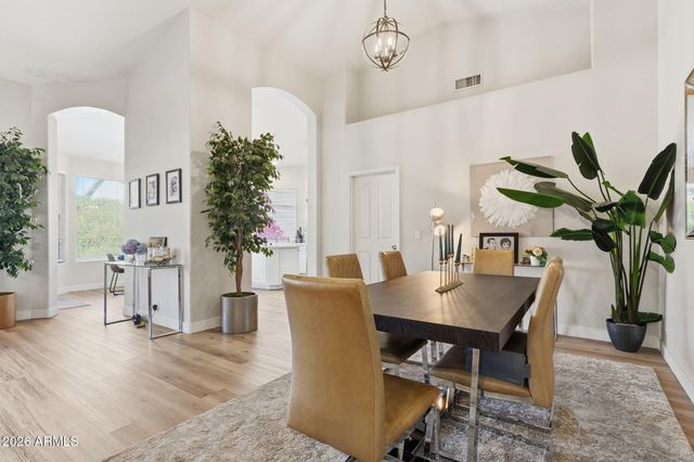 9522 E NITTANY Drive, Scottsdale, AZ 85255