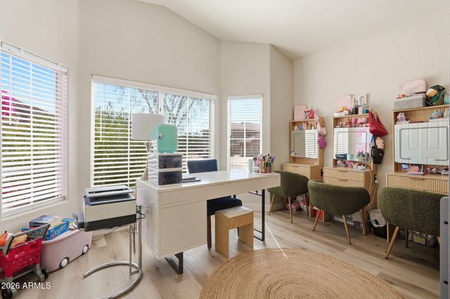 9522 E NITTANY Drive, Scottsdale, AZ 85255