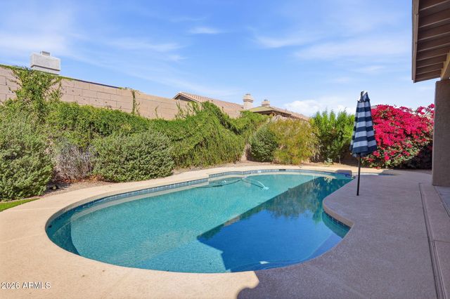 9522 E NITTANY Drive, Scottsdale, AZ 85255