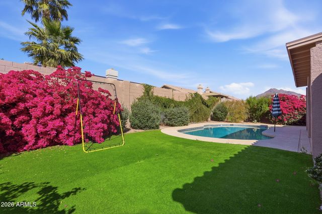 9522 E NITTANY Drive, Scottsdale, AZ 85255