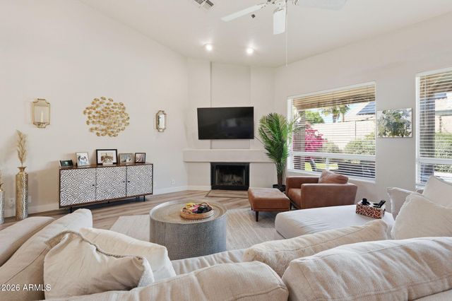 9522 E NITTANY Drive, Scottsdale, AZ 85255