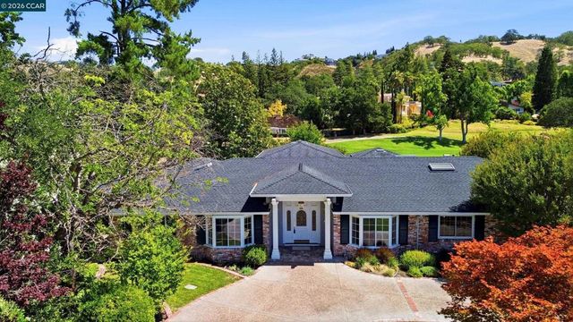 44 Squire Court, Alamo, CA 94507
