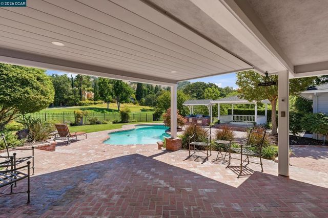 44 Squire Court, Alamo, CA 94507