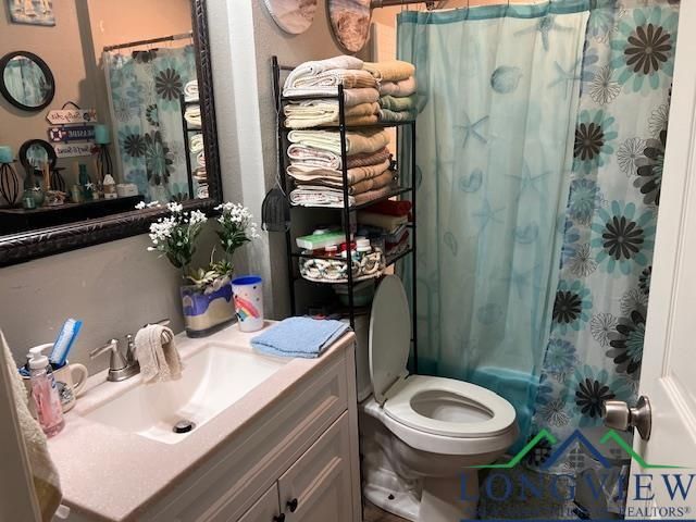 209 Northcutt Ave., Longview, TX 75601