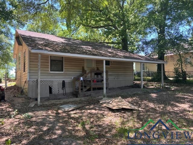 209 Northcutt Ave., Longview, TX 75601