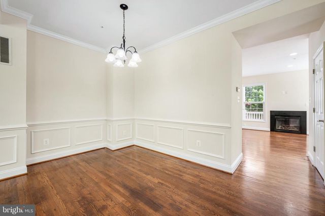 8341 BRODERICK CIR, Gaithersburg, MD 20877