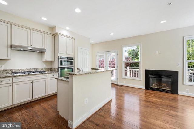 8341 BRODERICK CIR, Gaithersburg, MD 20877