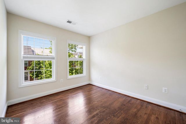 8341 BRODERICK CIR, Gaithersburg, MD 20877