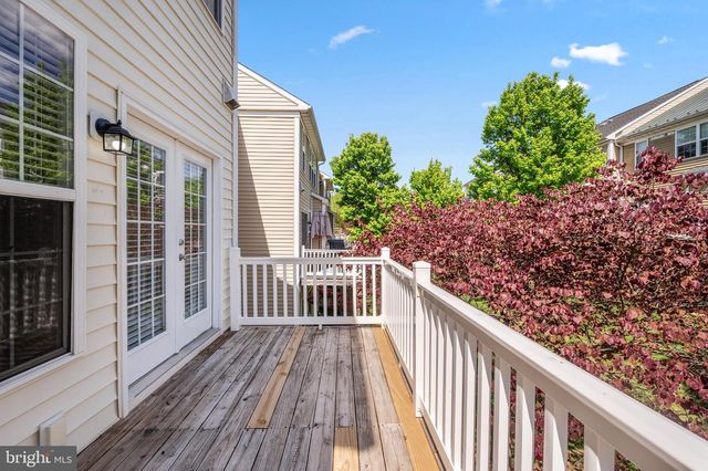 8341 BRODERICK CIR, Gaithersburg, MD 20877