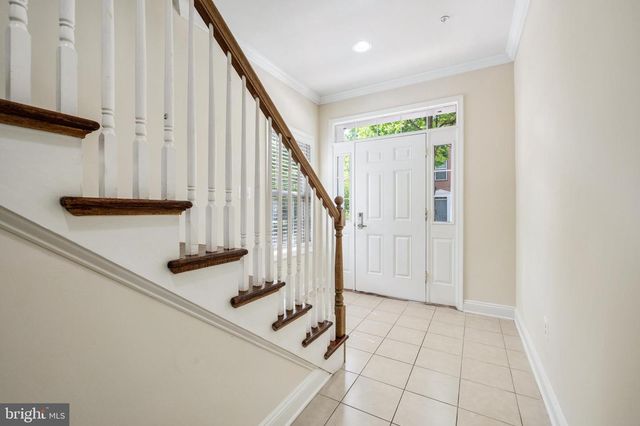 8341 BRODERICK CIR, Gaithersburg, MD 20877