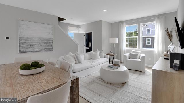 13 BAYBREEZE DR, Waretown, NJ 08758