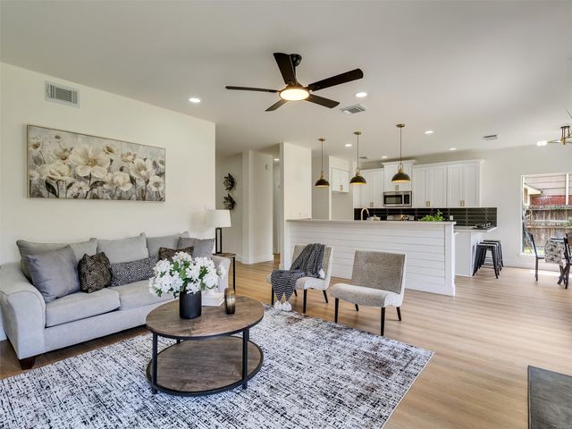 246 Cedar Elm Lane, Sugar Land, TX 77479