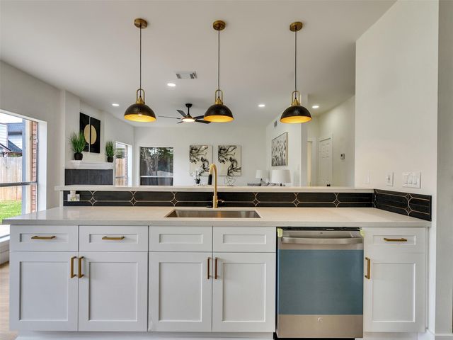 246 Cedar Elm Lane, Sugar Land, TX 77479